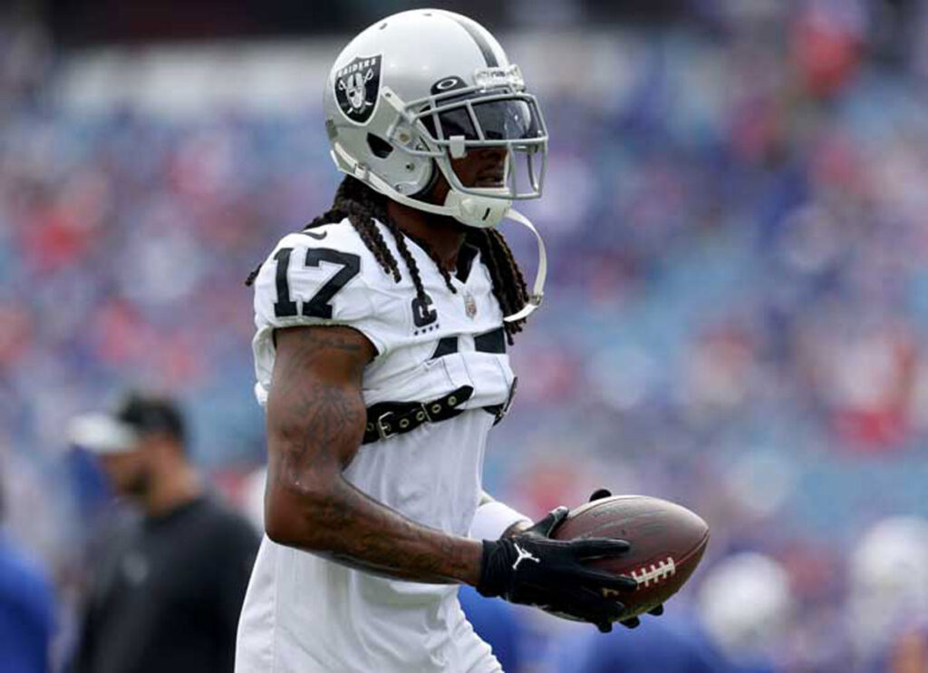 Jets’ Davante Adams Offers Explanation For Raiders Trade Request