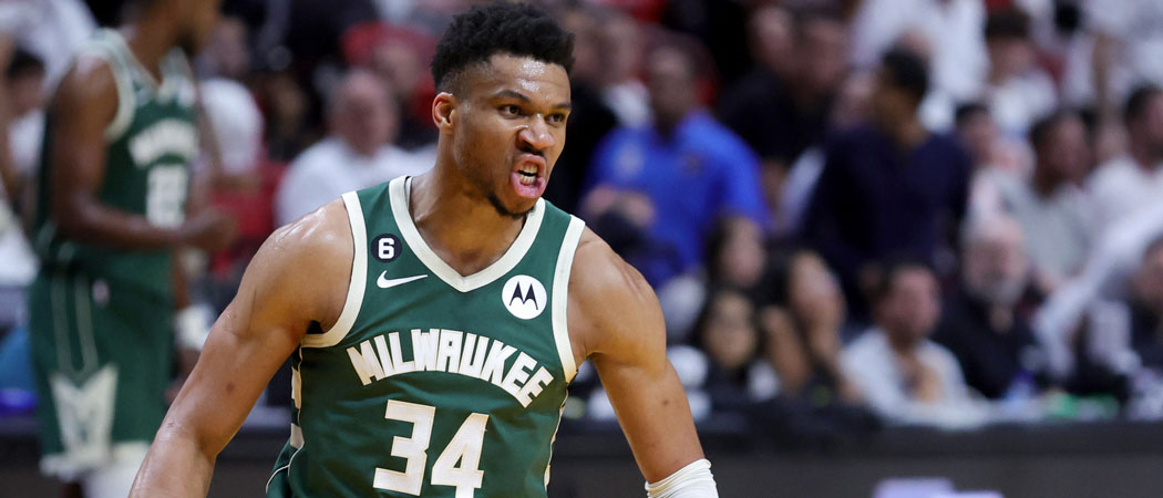 Giannis Antetokounmpo Scores 59 In Bucks Win, But Trade Rumors Persist