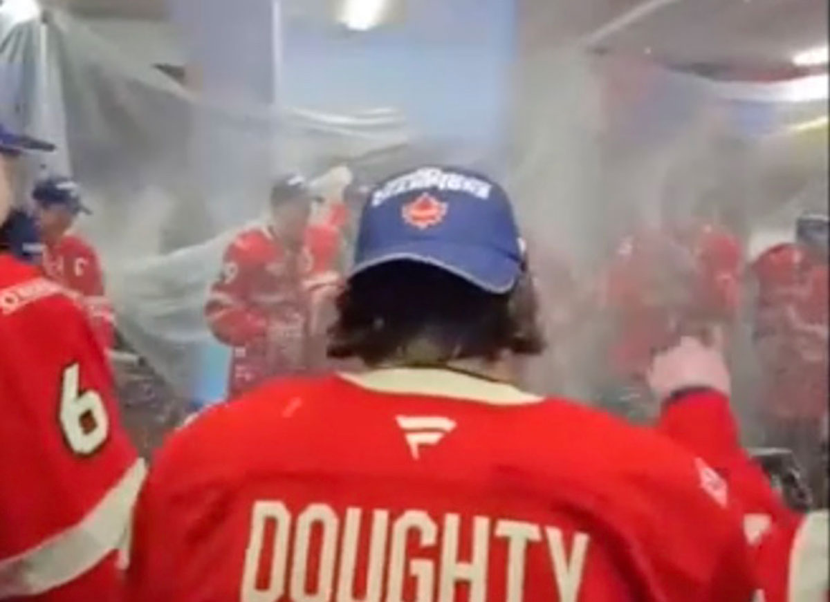 VIDEO: Canadian Hockey Team Sprays Champagne To Celebrate Victory Over U.S. In 4 Nations Tournament