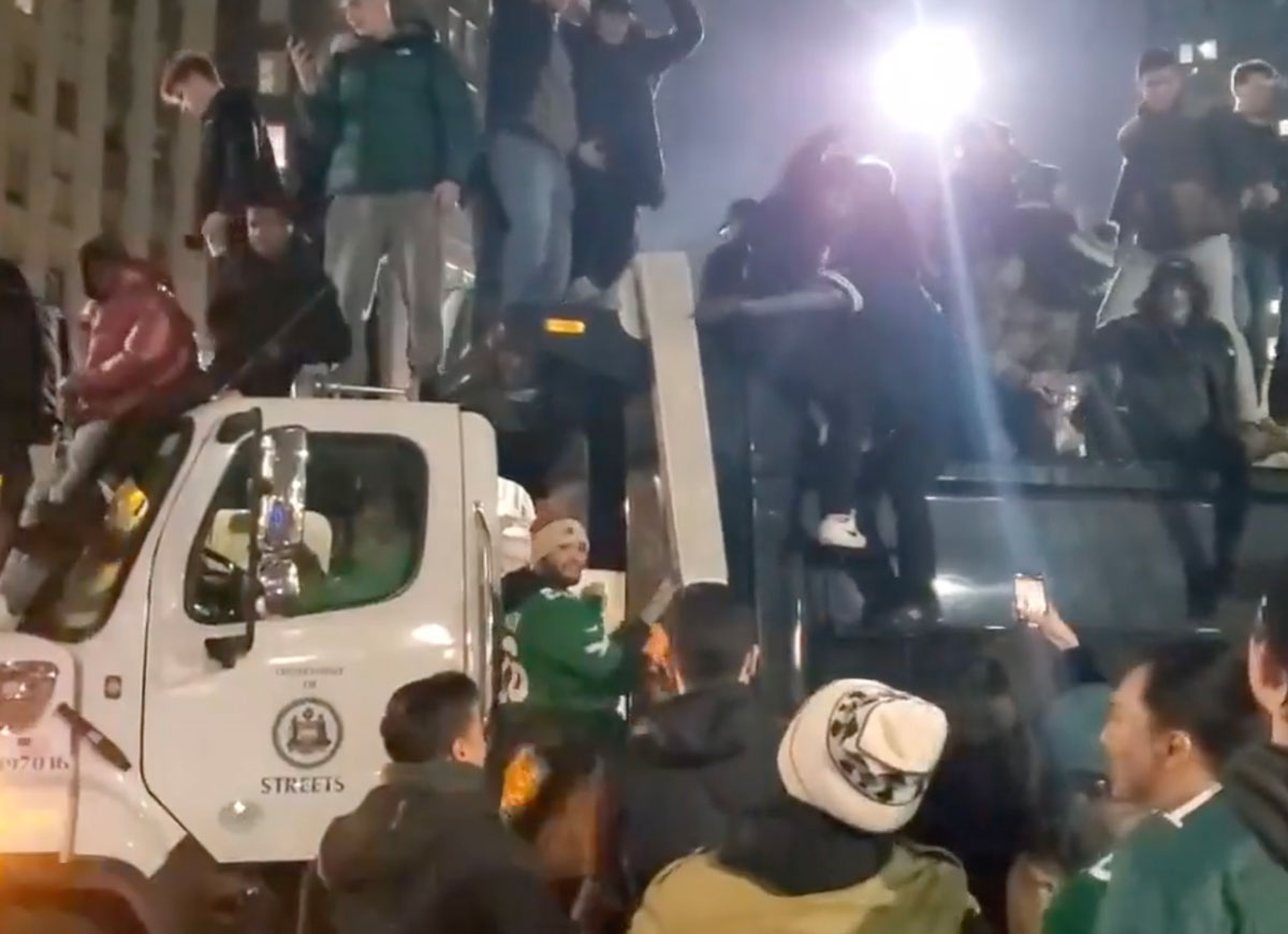 VIDEO: Jubilant Eagles Fans Scale Truck In Philadelphia After Super Bowl Victory Over Chiefs