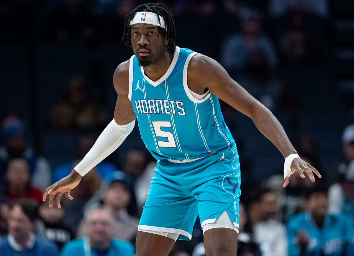 Preparing For Post-LeBron World, Lakers Acquire Mark Williams From Hornets, Send Away Cam Reddish & Dalton Knecht