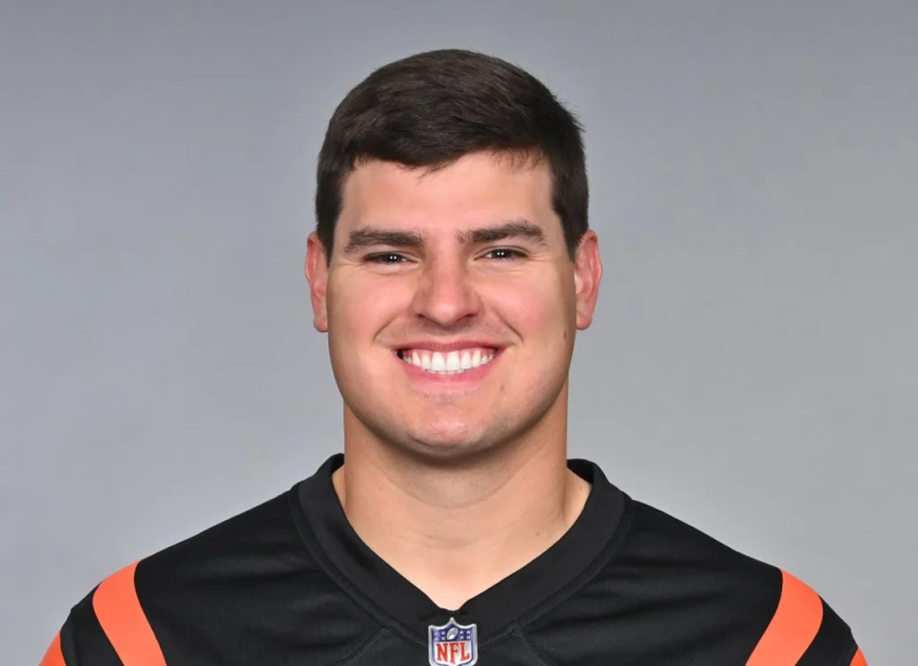 Trey Hendrickson Won’t Play For Bengals Under Current $15M Contract: ‘It’s About Respect’