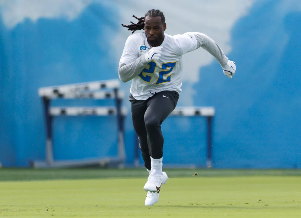 L.A. Chargers Najee Harris Finally Appears At Training Camp Covering Face After Suffering Eye Injury In July 4th Fireworks Accident