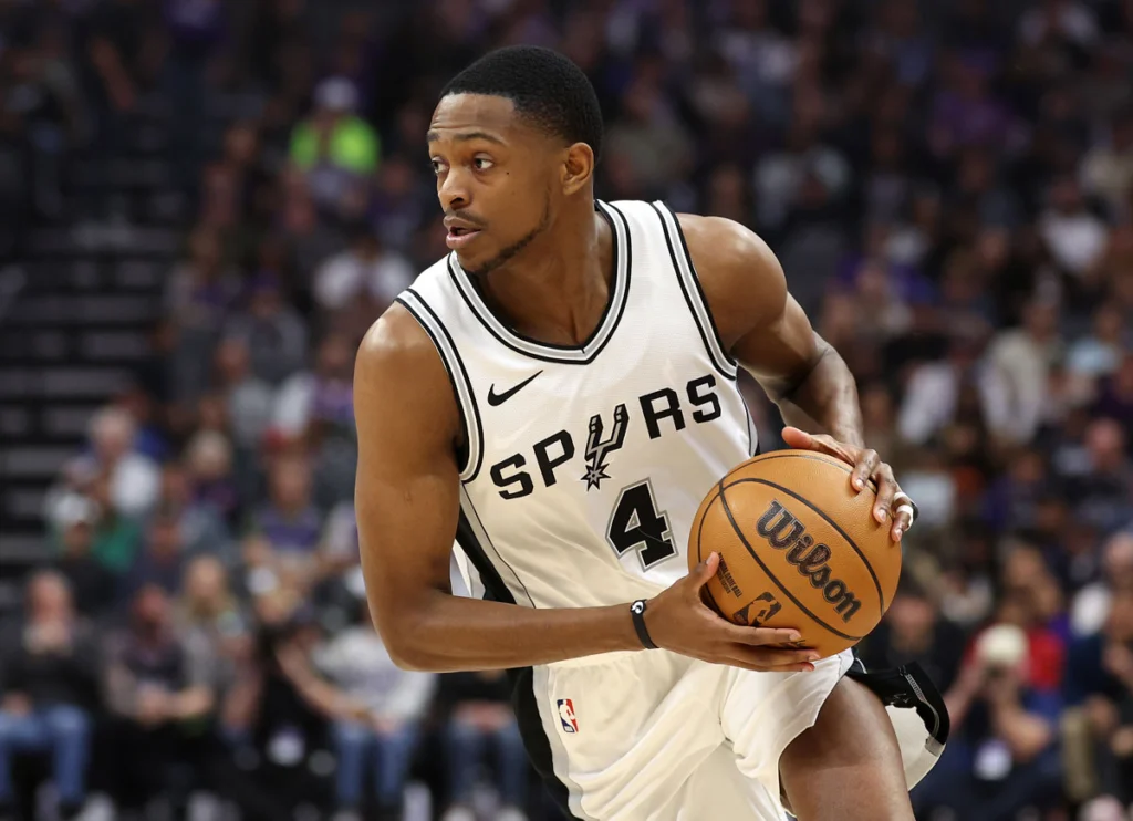 De’Aaron Fox Agrees To 4-Year Max Extension Worth Up To $229M With Spurs