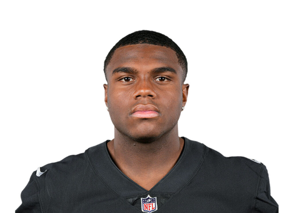 Eagles Acquire CB Jakorian Bennett From Raiders In Exchange For DT Thomas Booker