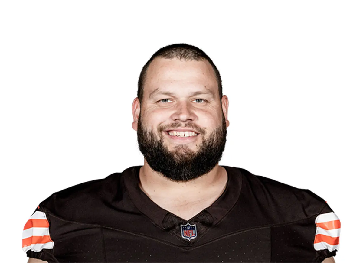 With Joe Bitonio’s Retirement, Browns’ Offensive Line Left With A Big Hole