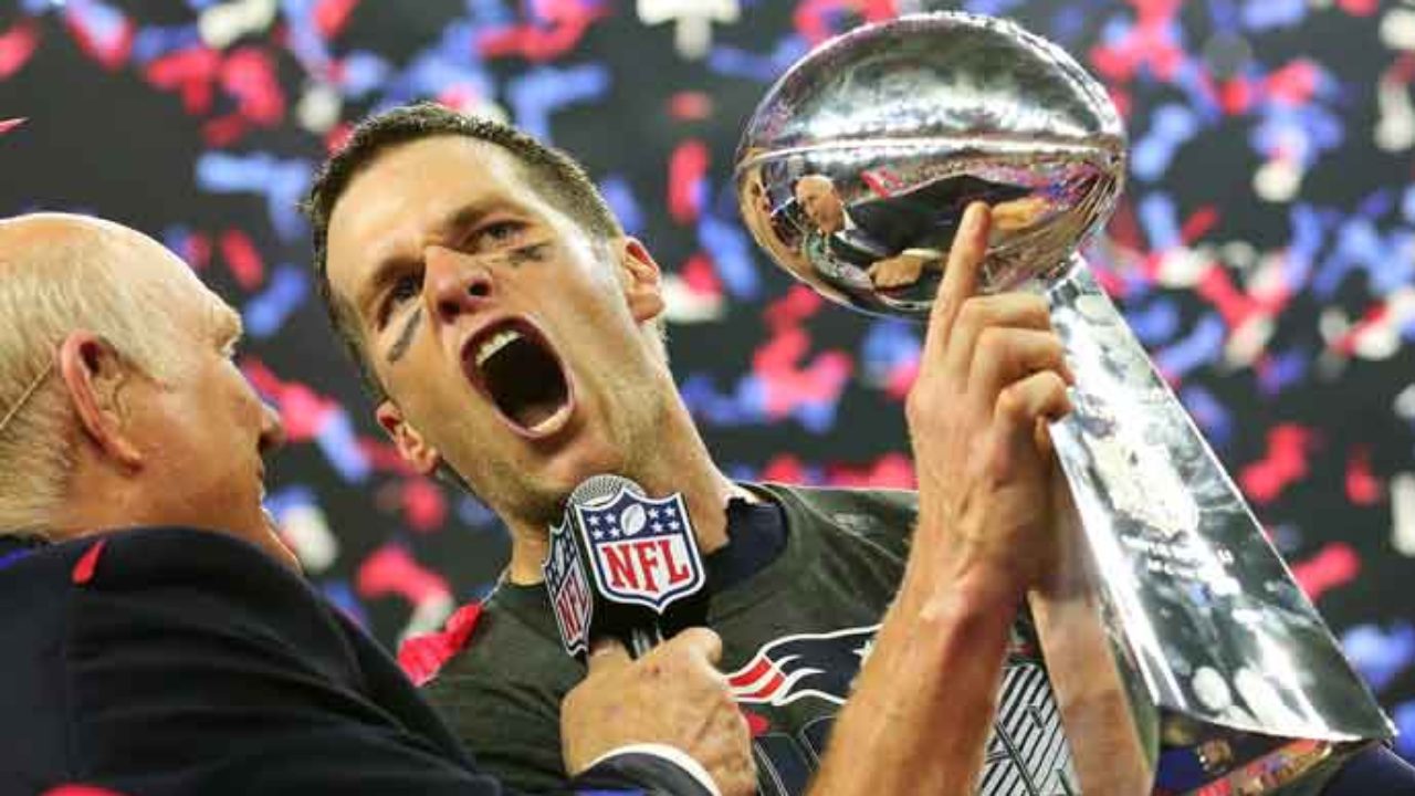 Super Bowl 2021: Tom Brady wins 7th ring; Former Patriots teammates, LeBron  James, Julian Edelman react 