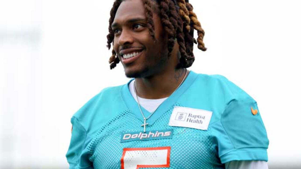 Dolphins New Look Vic Fangio Defense Features Jalen Ramsey 