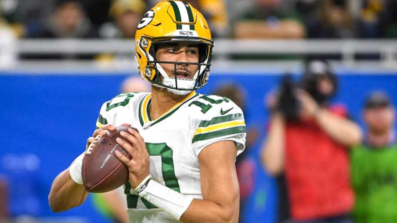 Aaron Rodgers Compares Jordan Love to Himself Backing Up the