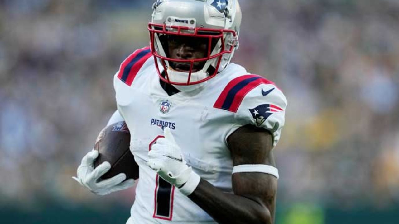 DEVANTE PARKER NEW ENGLAND PATRIOTS REBUILD